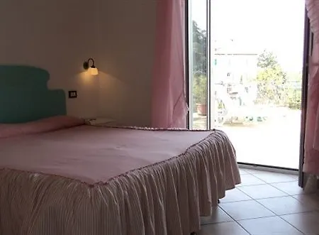 Rossi Hotel 3*